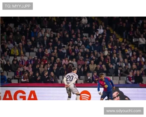 年长十岁莱万防守远胜姆巴佩